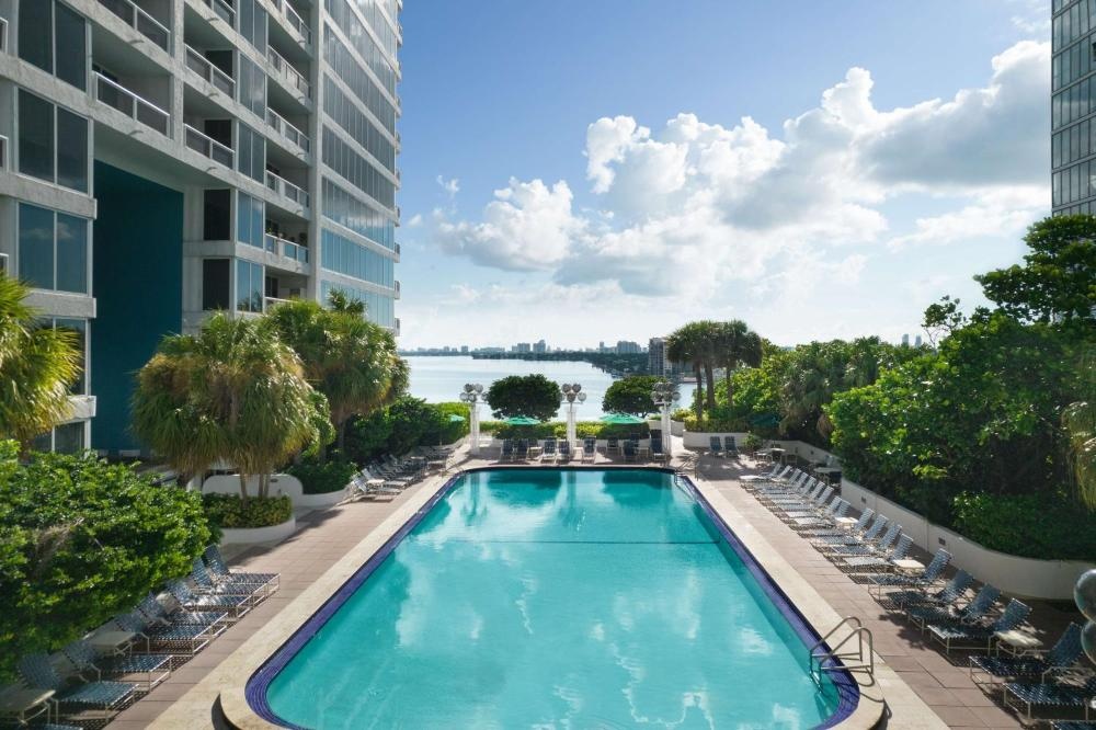 DoubleTree By Hilton Grand Hotel Biscayne Bay